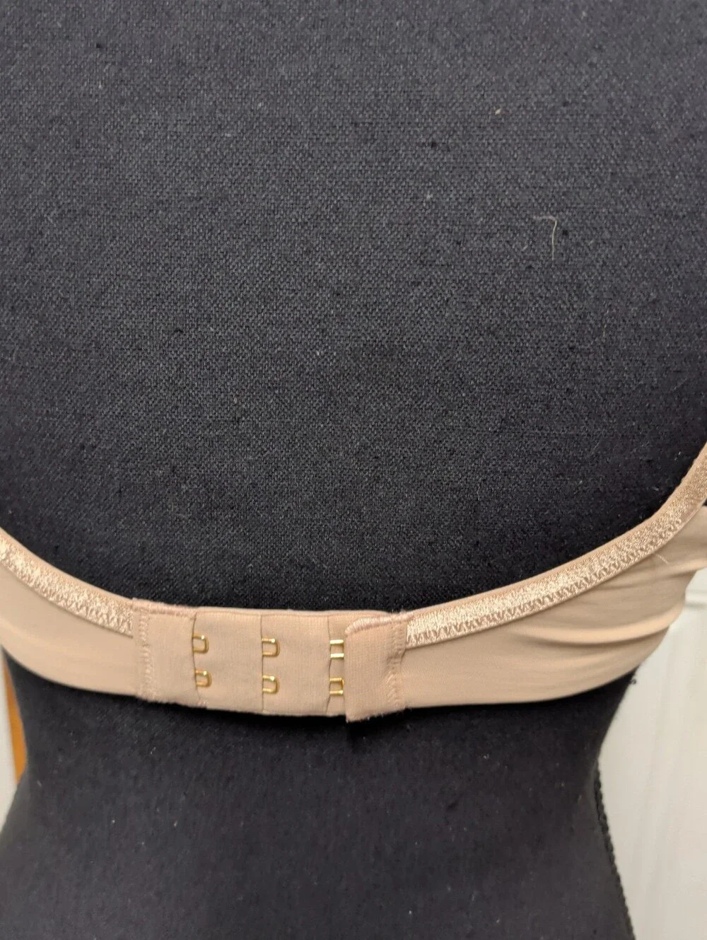 Thirdlove 24/7 Classic Uplift Plunge Bra 34B 1/2 Microfiber Nude